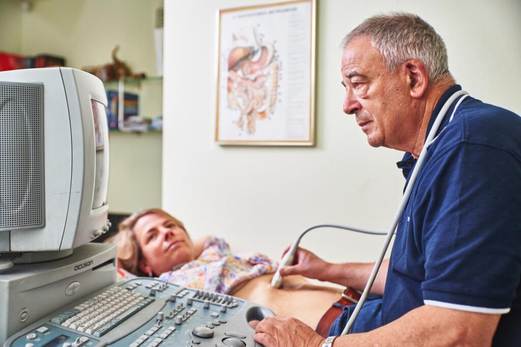 Ultrahang vizsgálat. Magán szakrendelés - Teljeskörű gasztroenterológia és emésztőrendszeri kivizsgálás és ellátás Budapesten - Professional Gasztroenterológiai magánrendelő